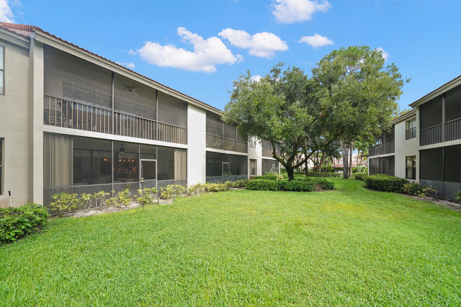 Unit C photo 31