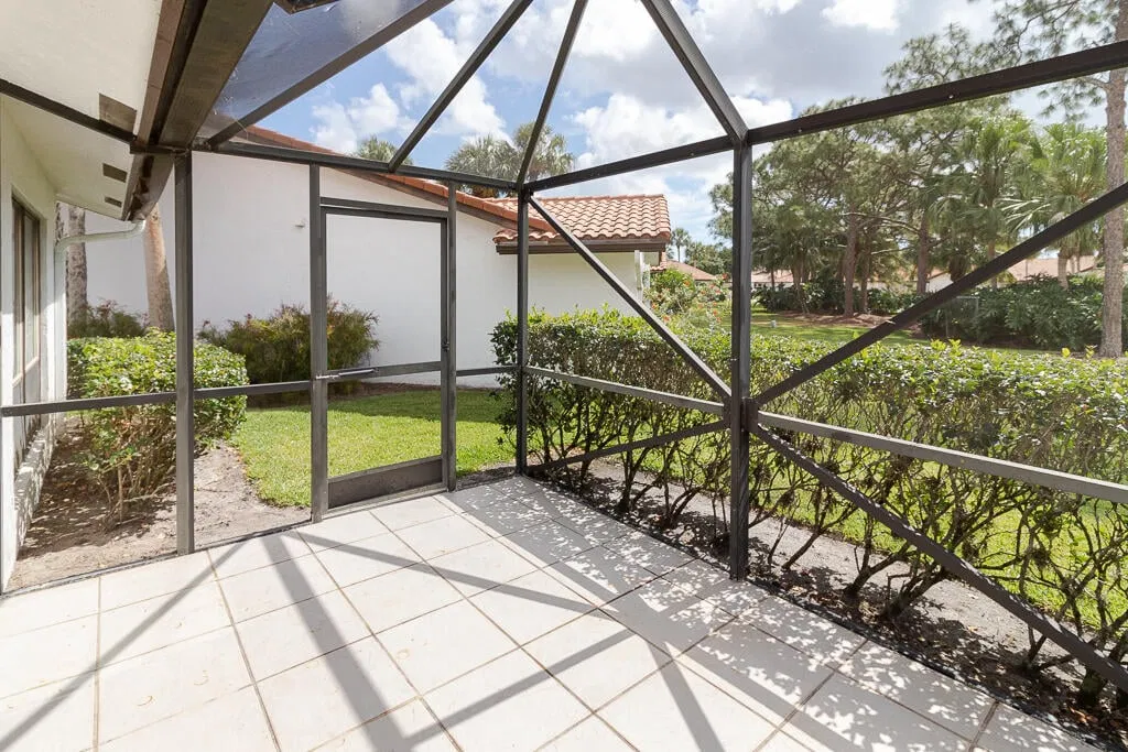  Residence photo 10
