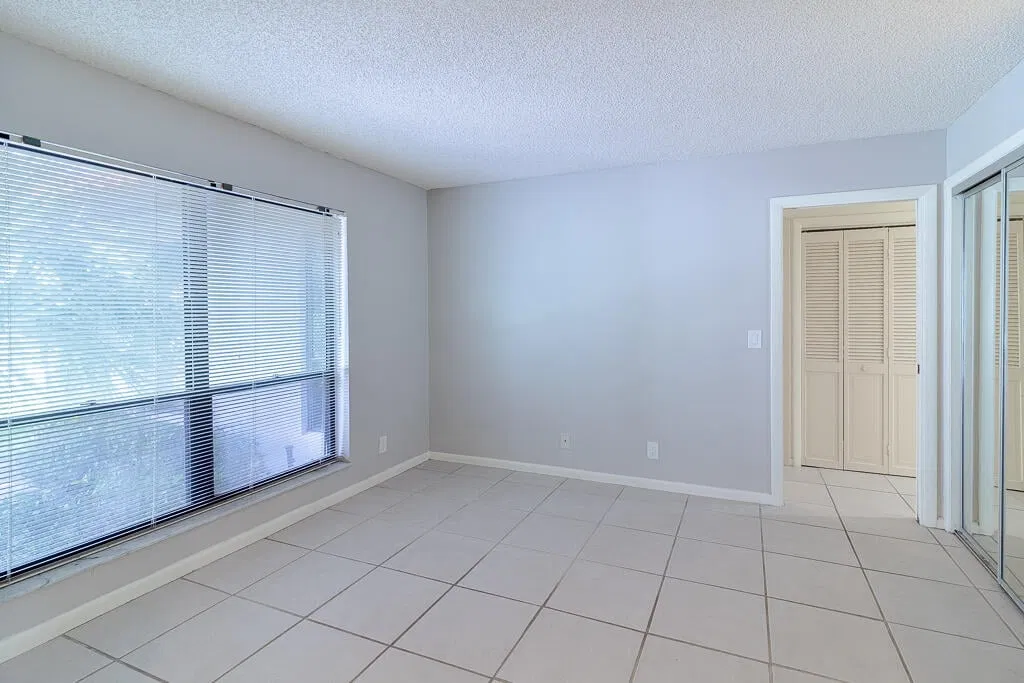  Residence photo 25