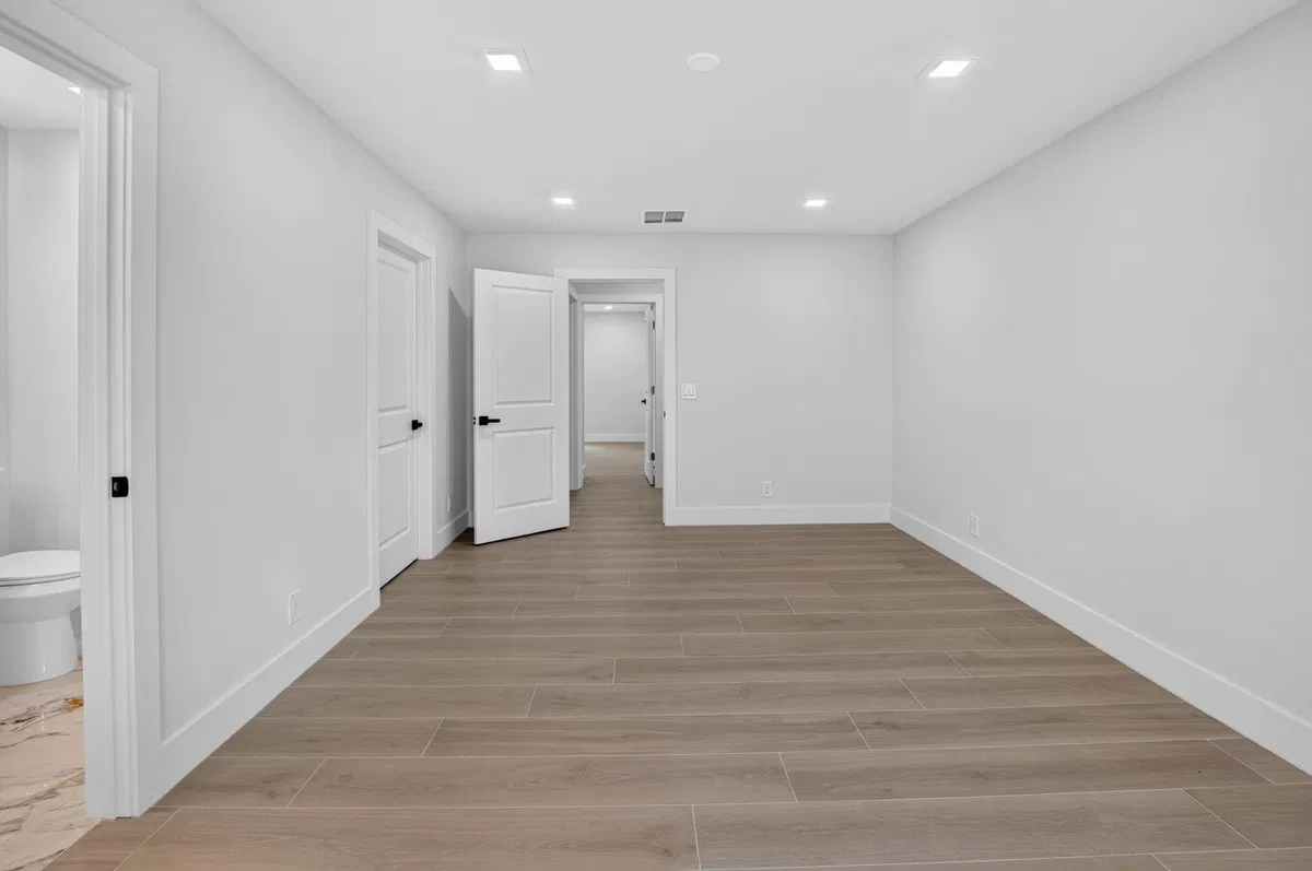 Residence photo 25