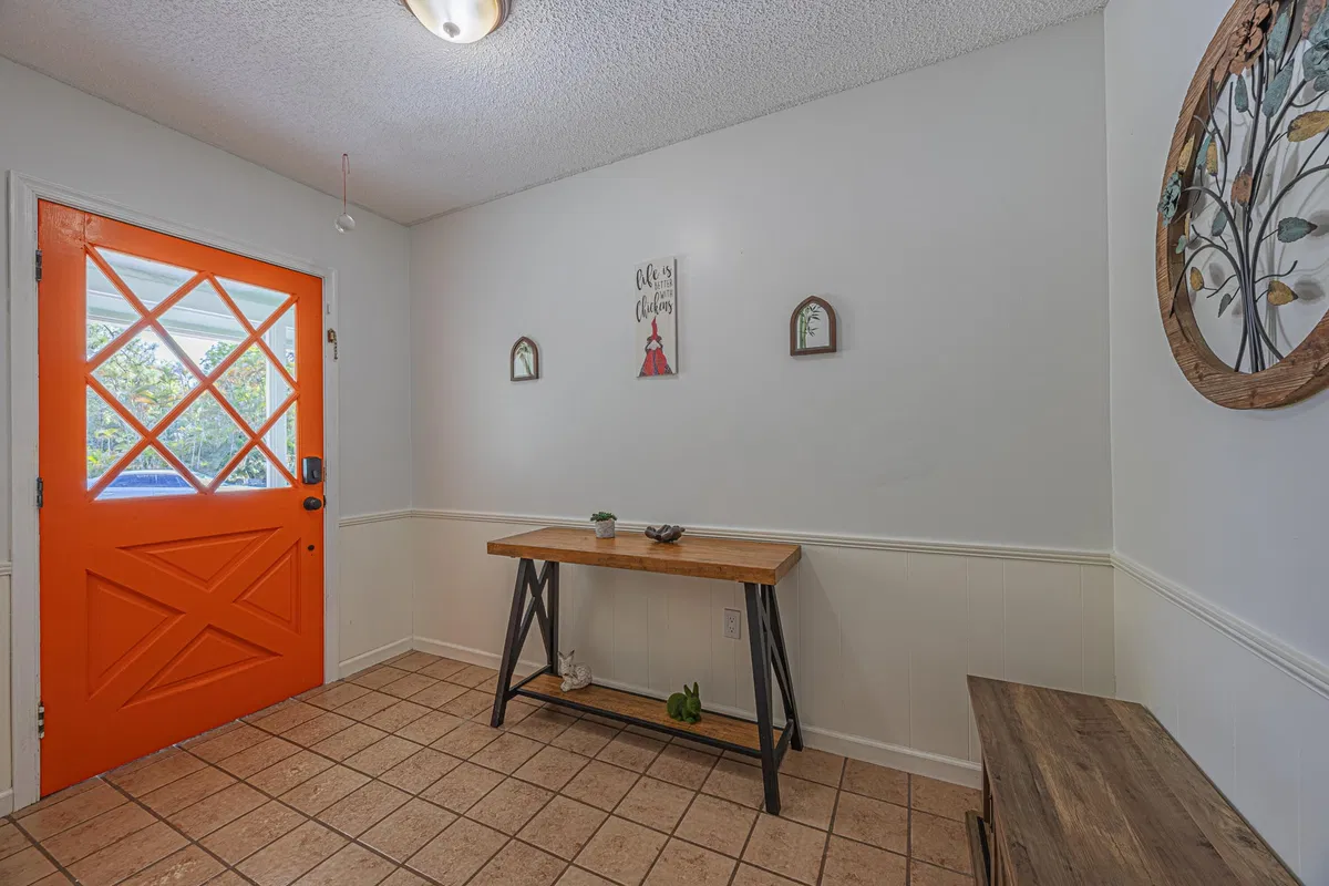 Residence photo 4