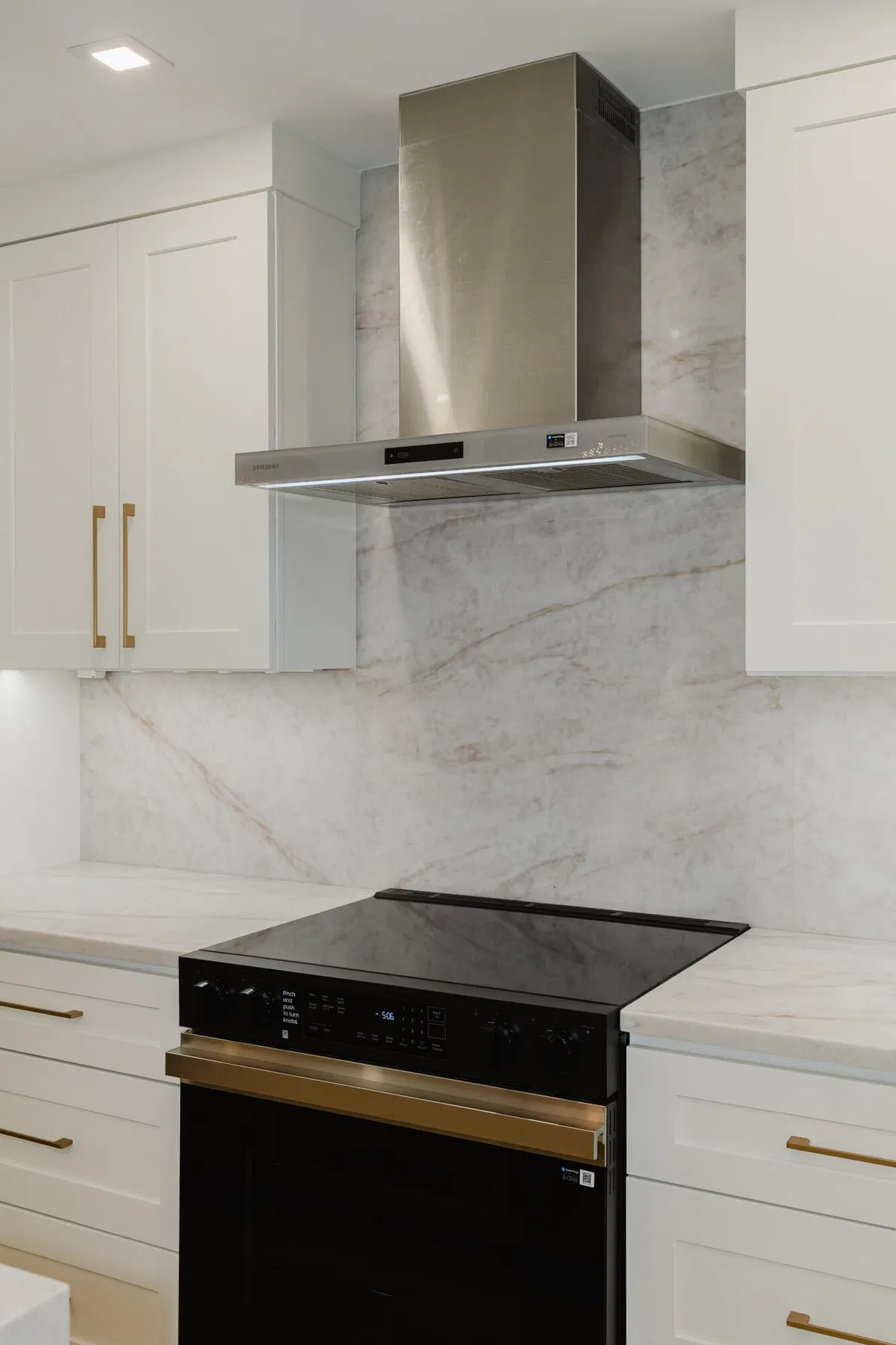 Unit 103 photo 16