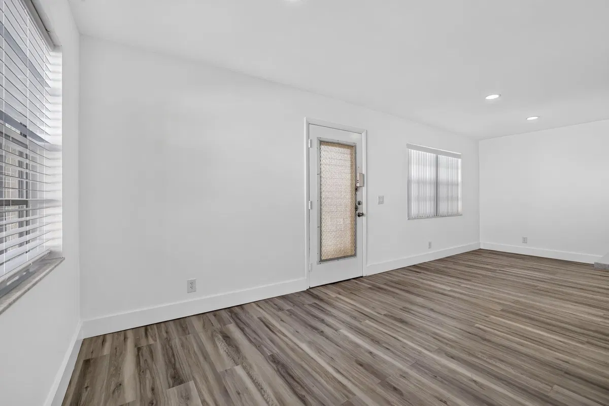  Residence photo 13