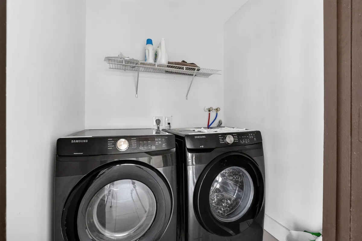  Residence photo 28