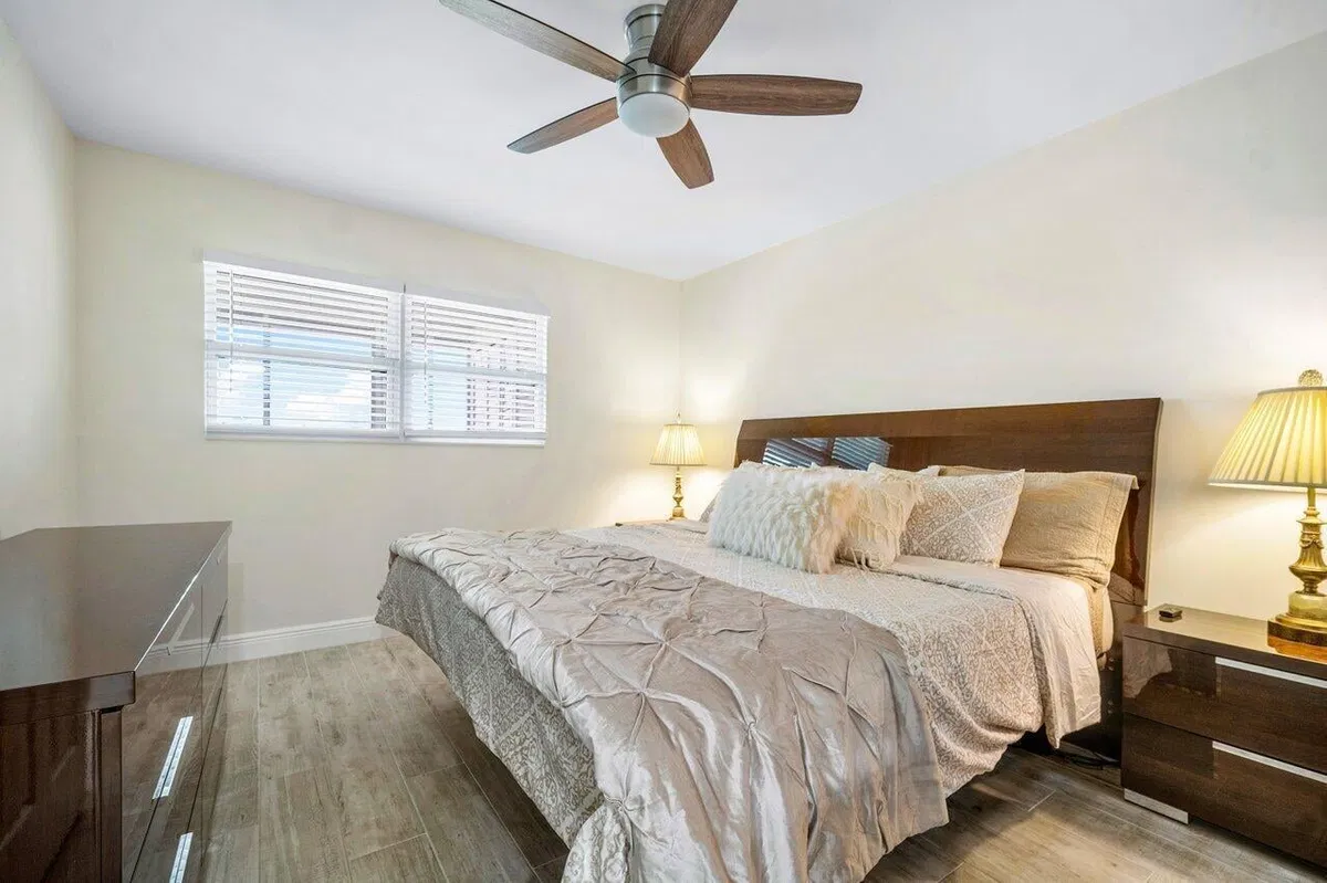Residence photo 13