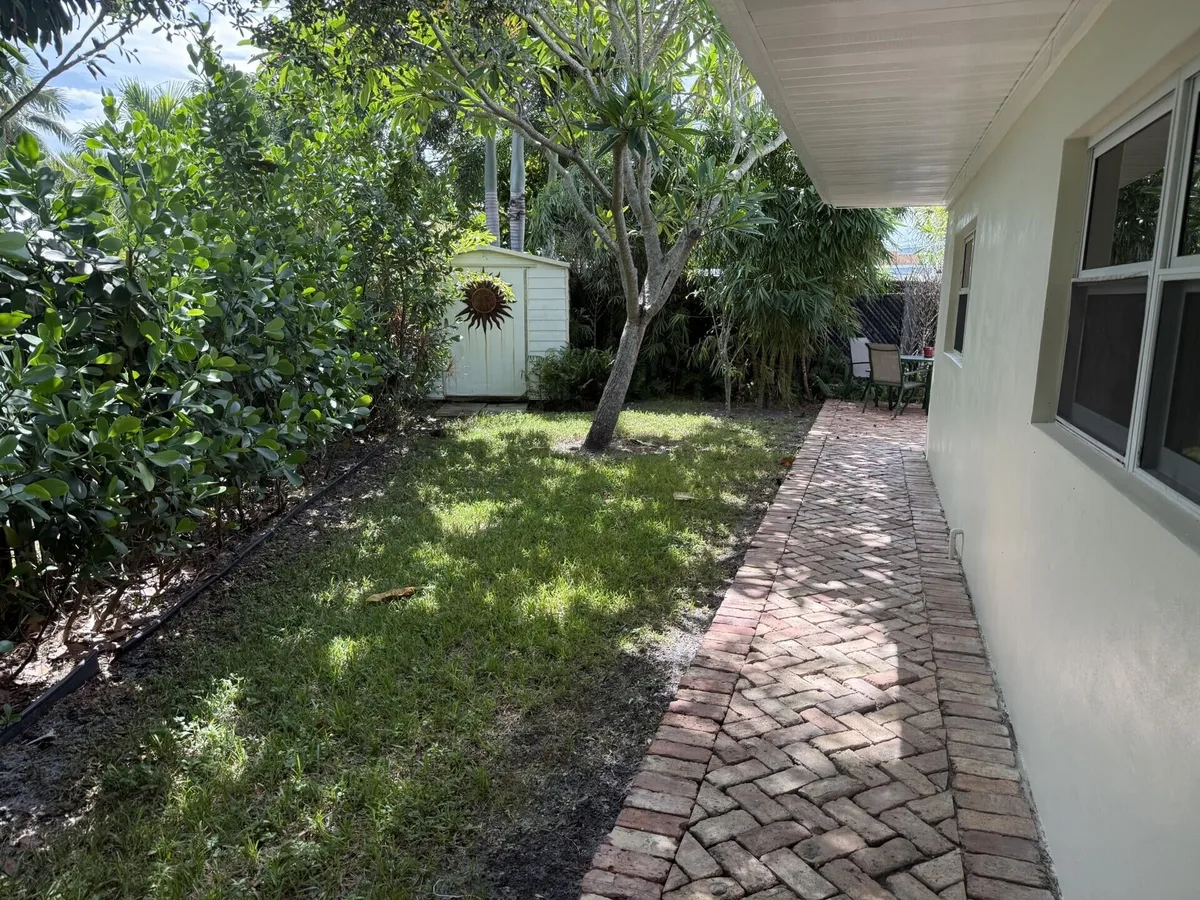 Residence photo 22