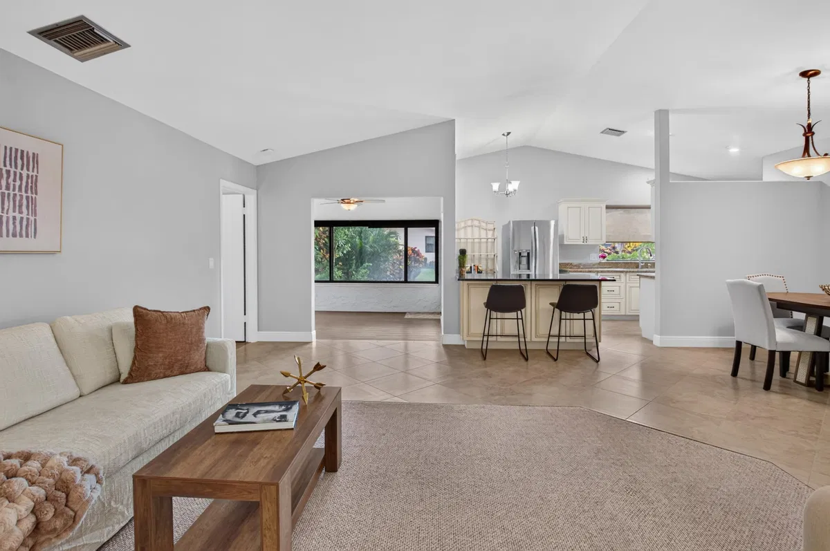 Residence photo 7
