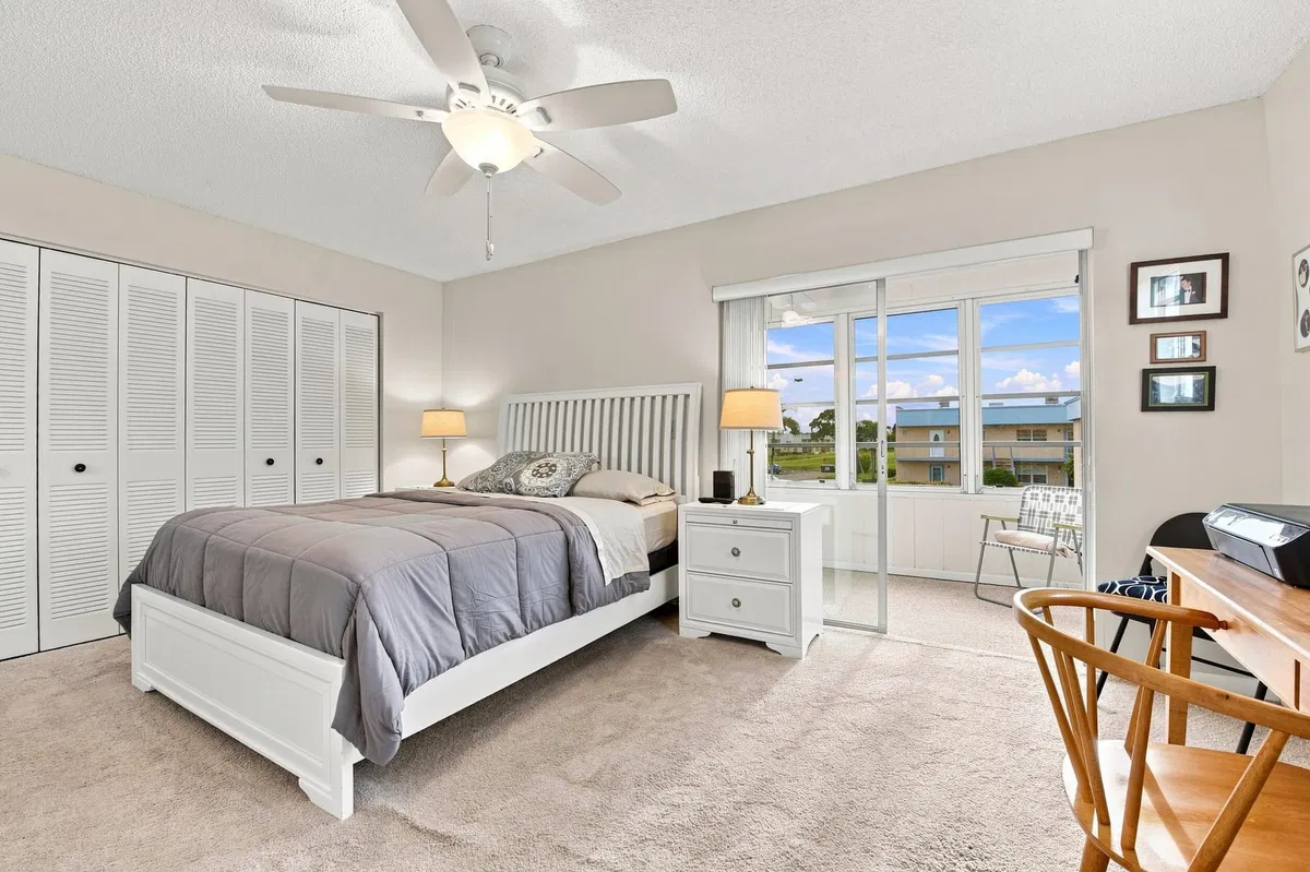  Residence photo 19