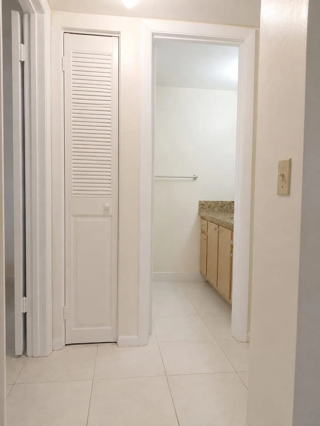 Unit C2 photo 13