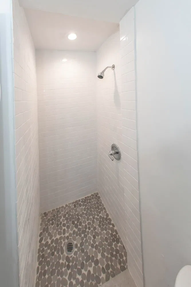 Unit B photo 4