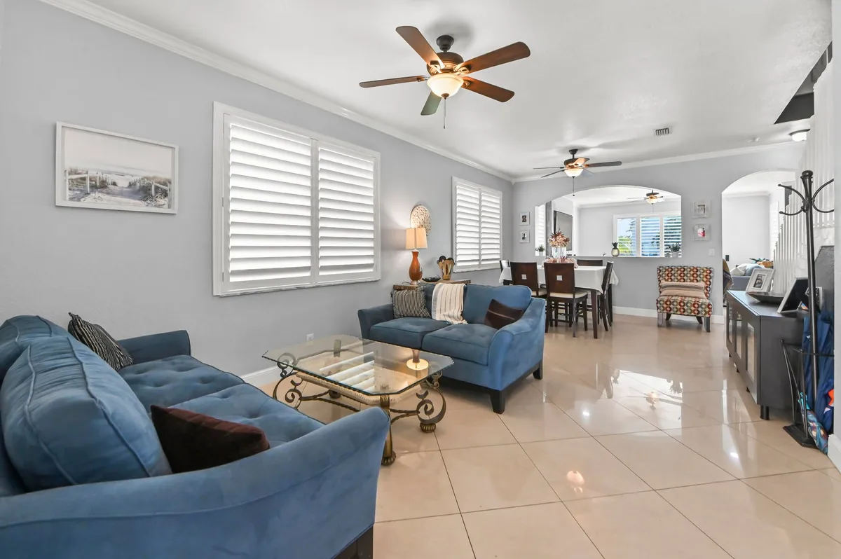 Residence photo 4