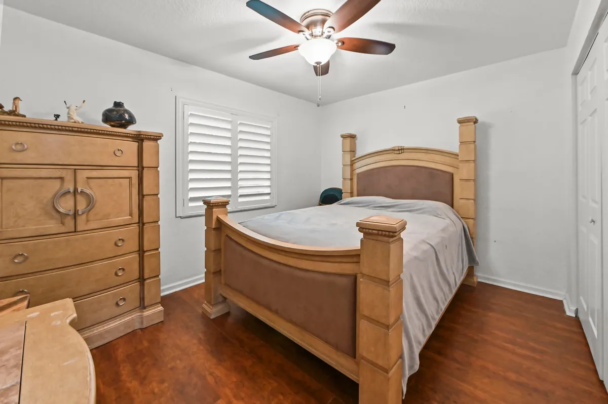 Residence photo 25