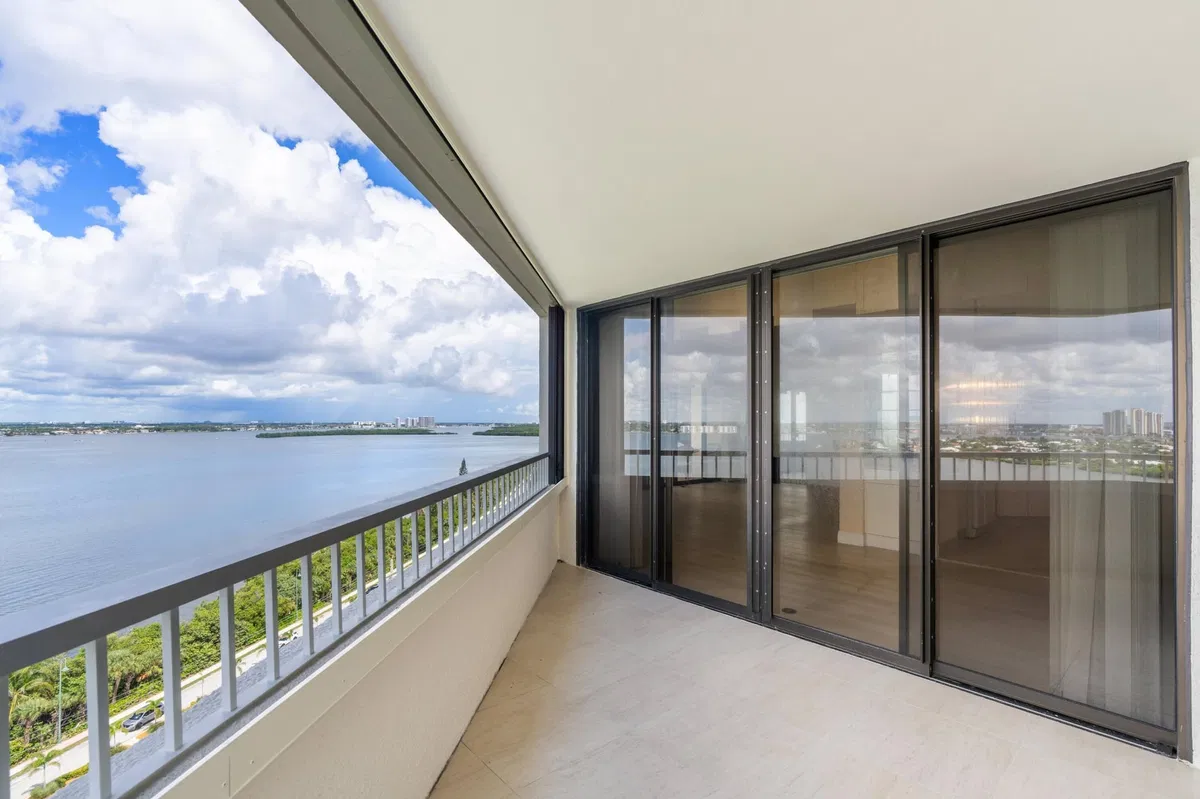 Singer Island Unit 12C photo 16