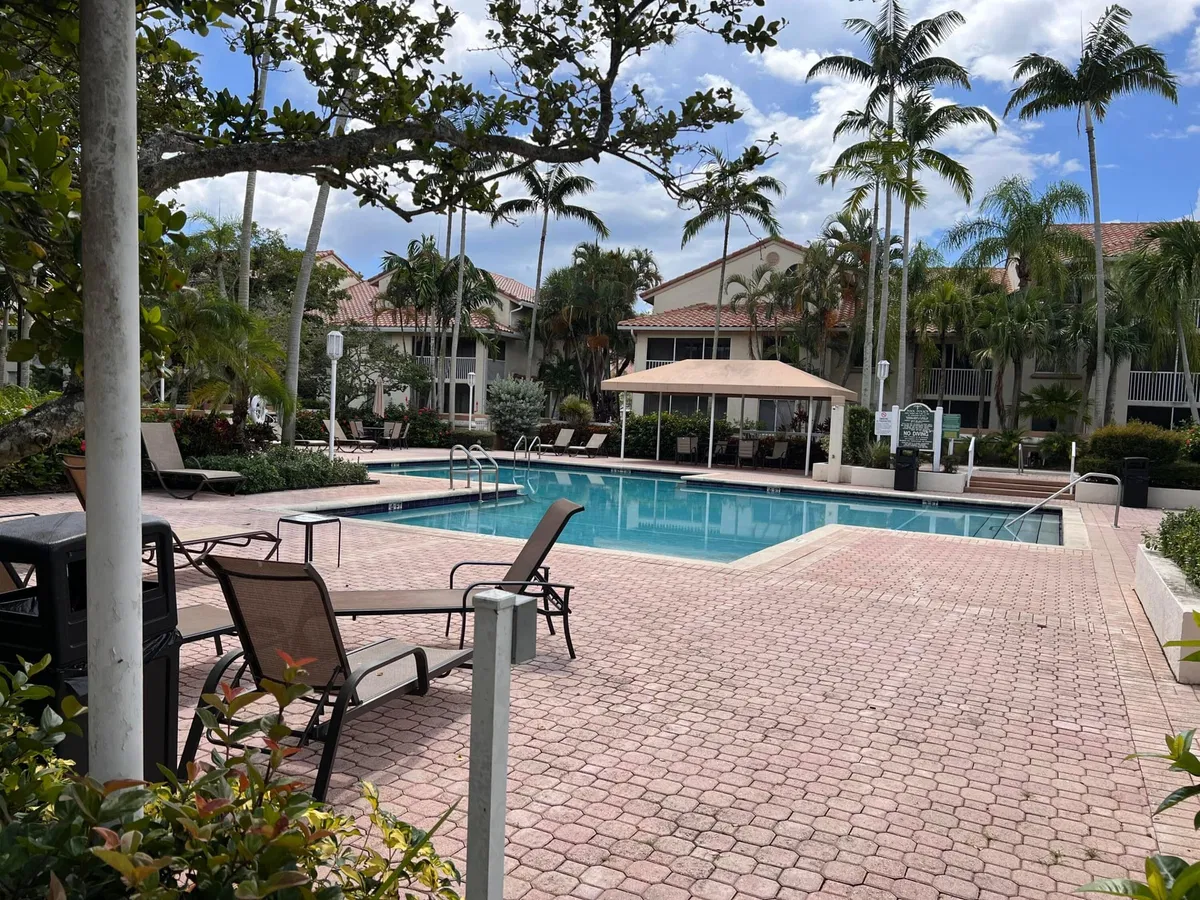 Residence photo 19