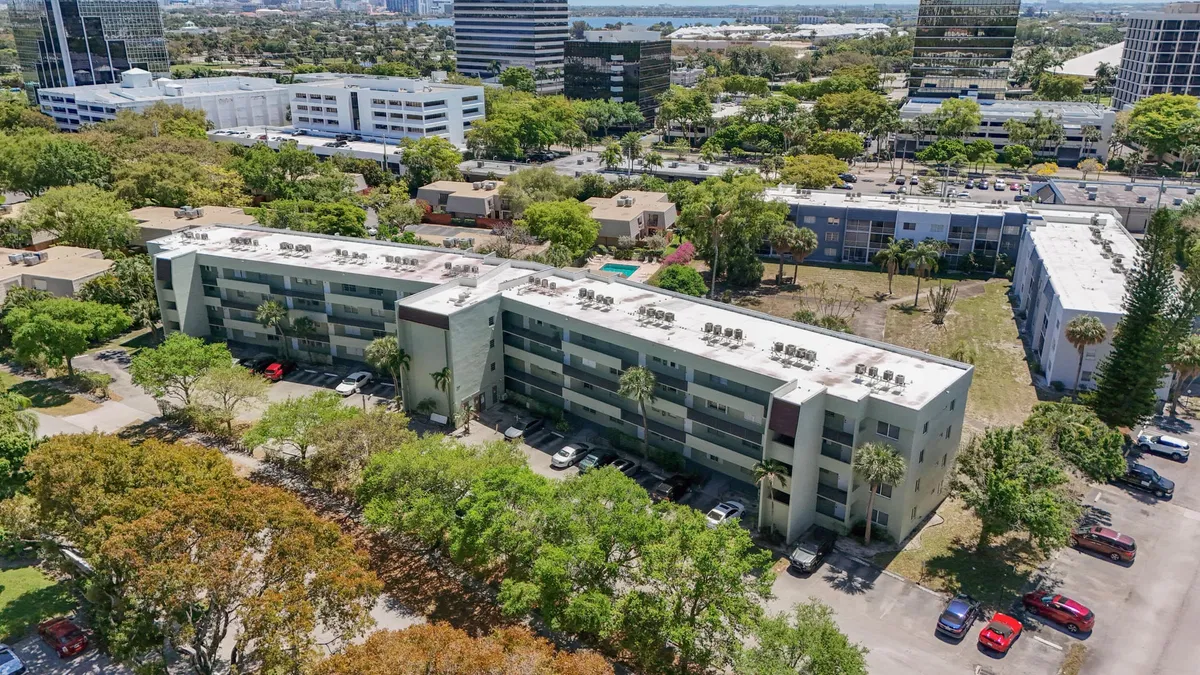 Unit 208 photo 34