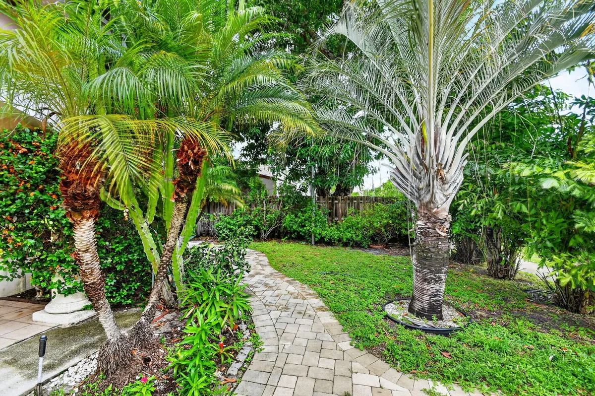 West Palm Beach Residence photo 25