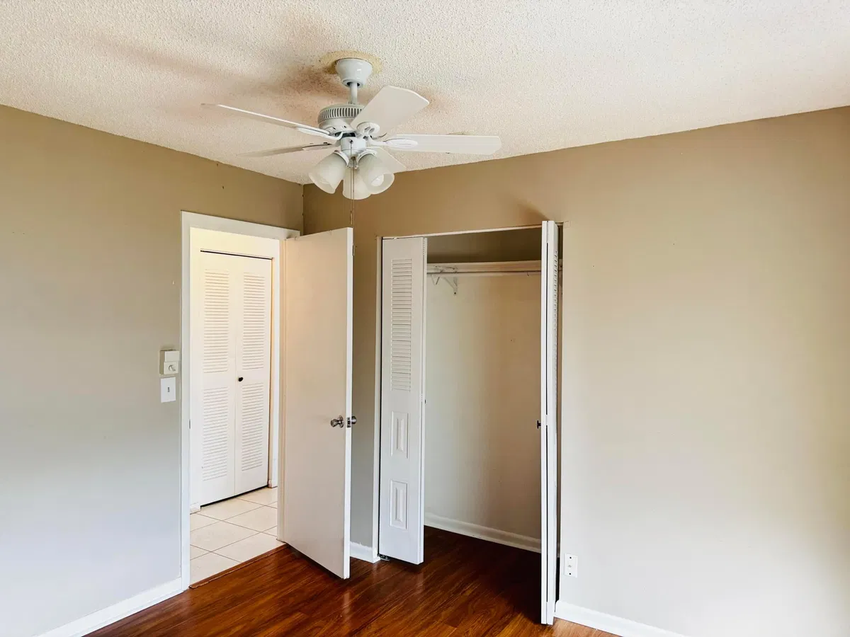Residence photo 22