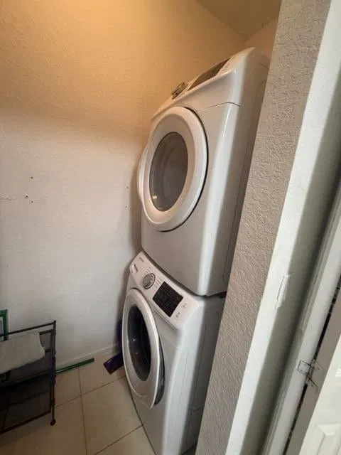 Unit 106 photo 19