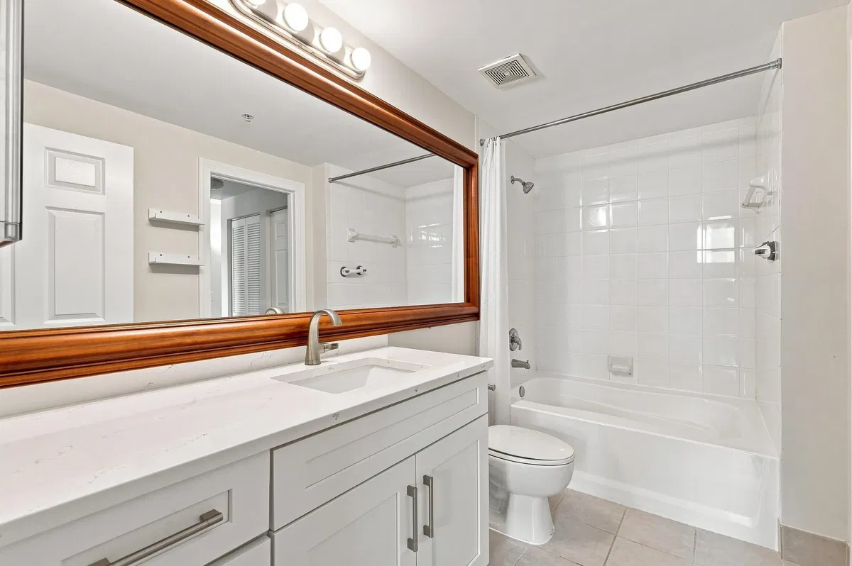 Courtyards in Cityplace Unit 412 photo 13