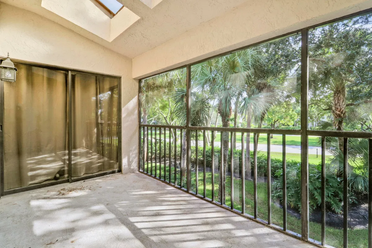 PGA National Palm Beach Gardens Unit 202 photo 25