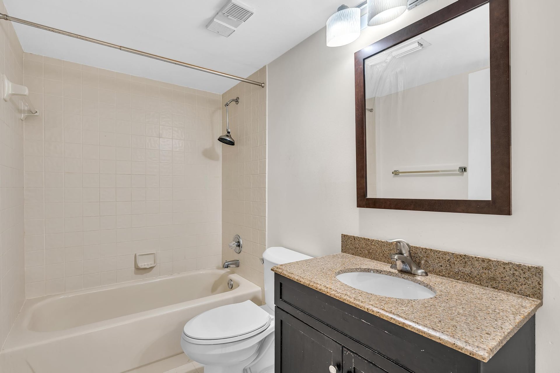 Unit 202 photo 31