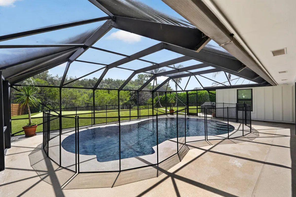 Residence photo 22