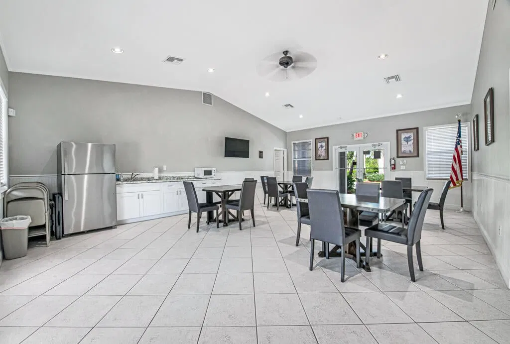 Residence photo 73