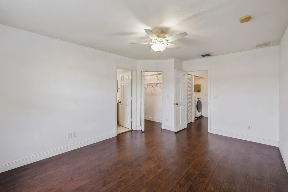 Residence photo 7