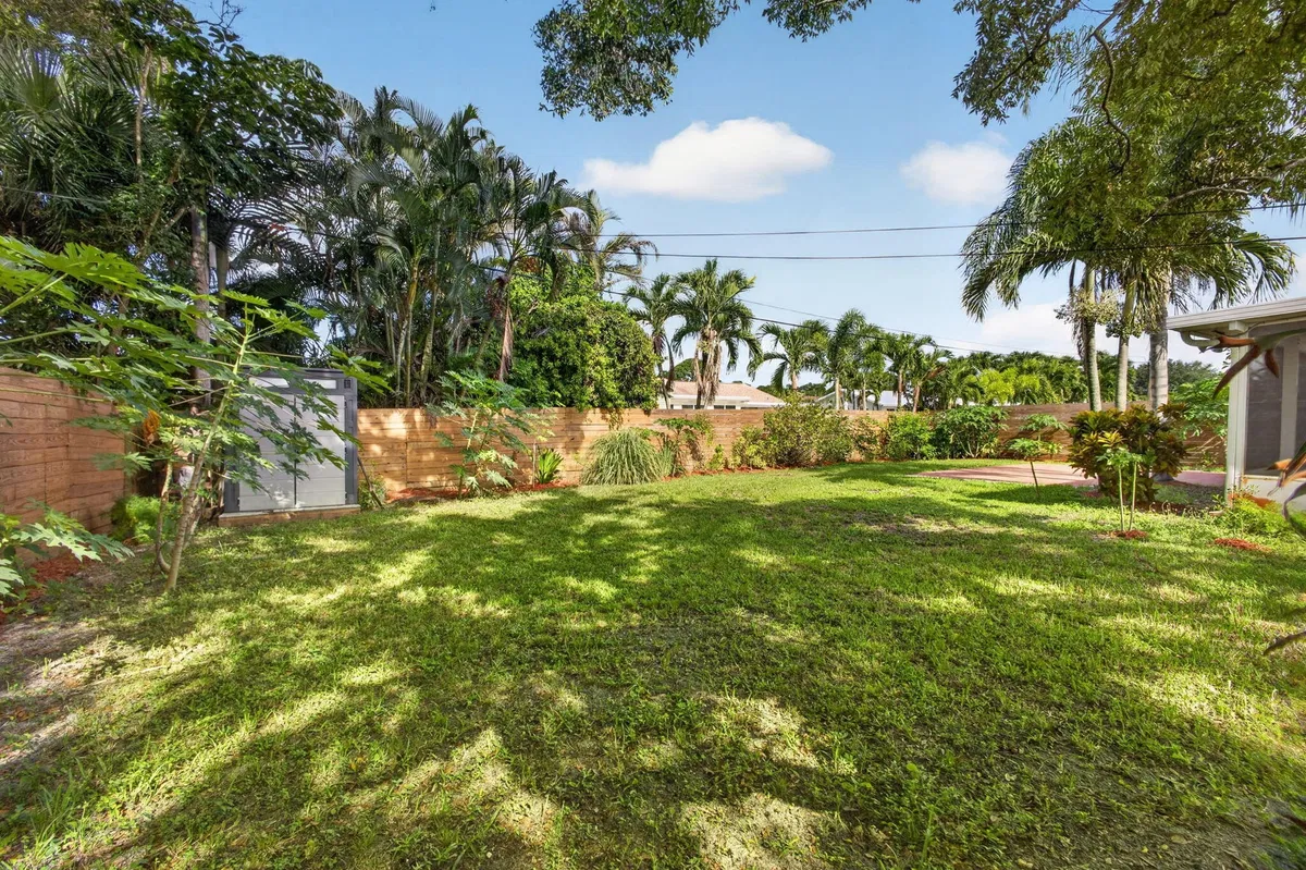  Residence photo 31