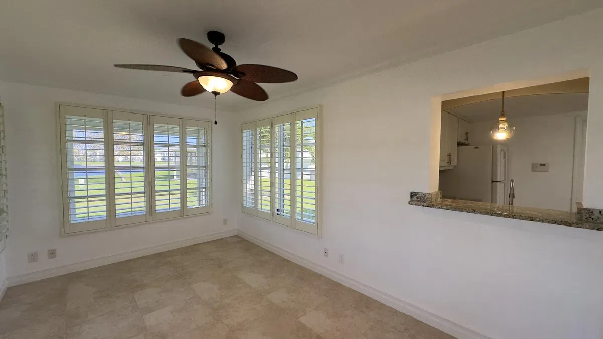 Residence photo 25