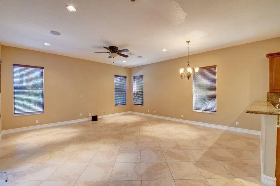 Residence photo 28