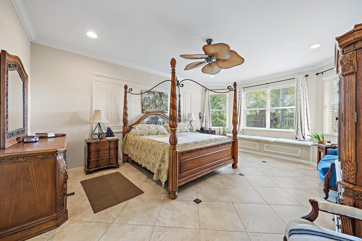 Residence photo 7