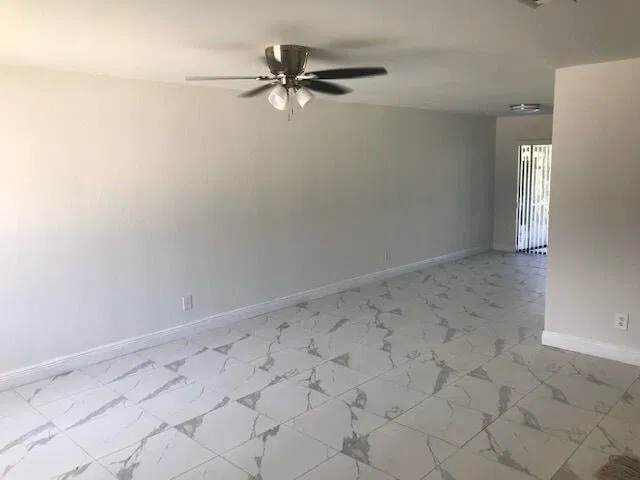 Residence photo 16