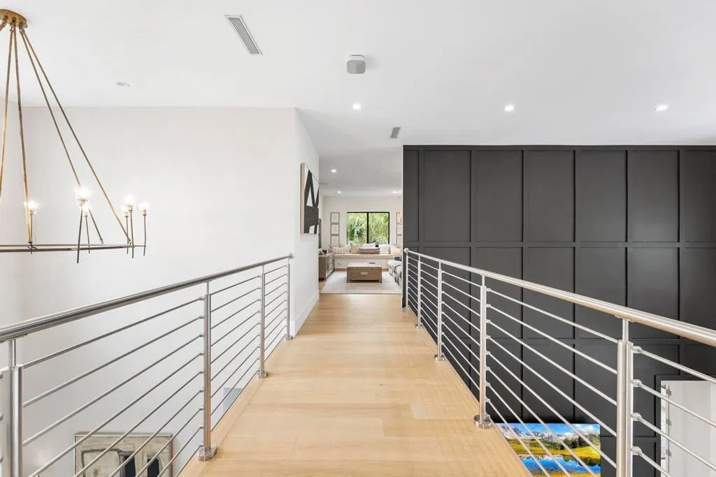 Residence photo 85