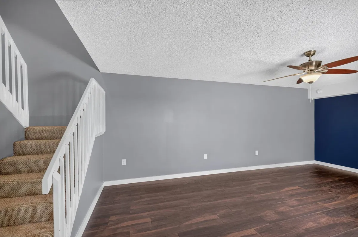 Residence photo 4