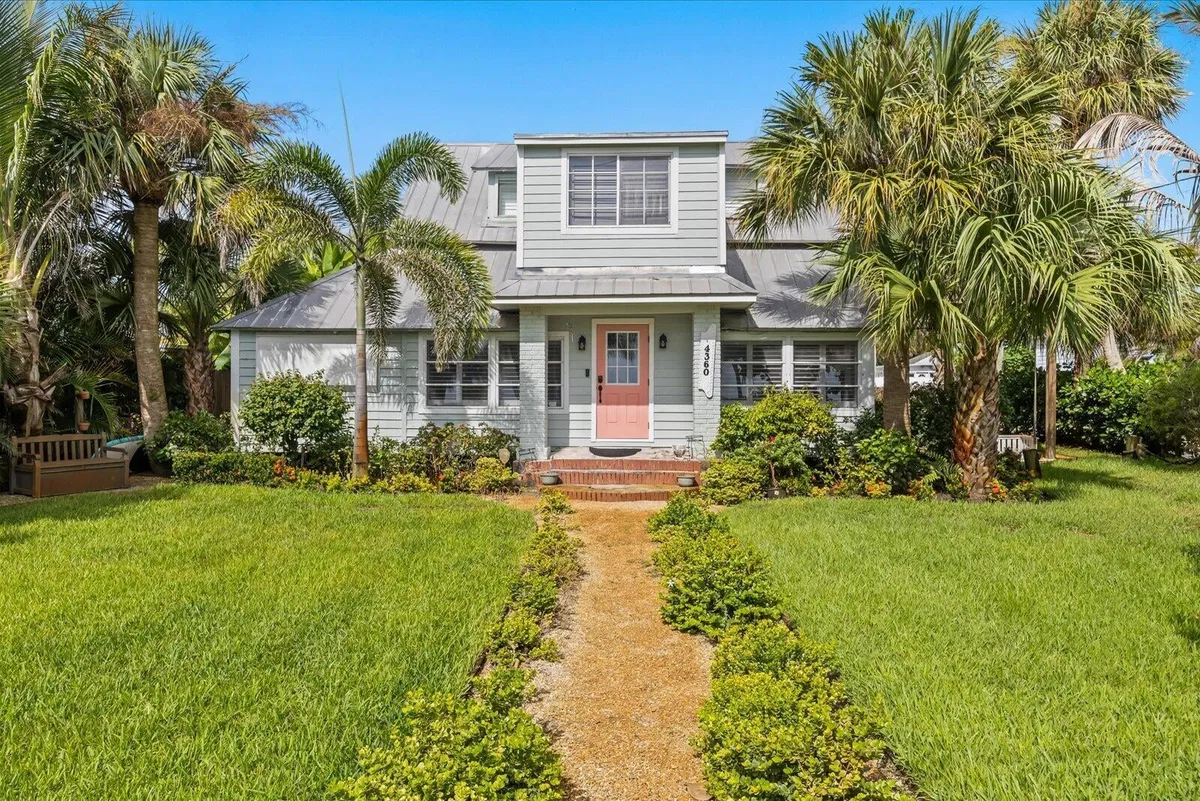  Residence photo 16