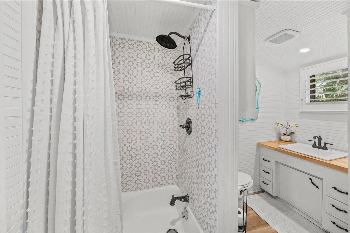  Residence photo 19