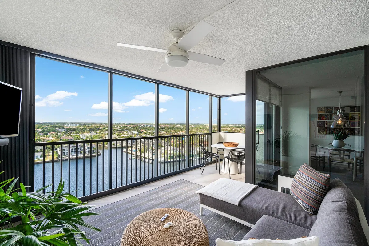 3420 S Ocean Residence