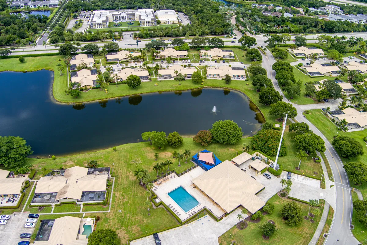 Old Palm Golf Club Residence photo 37
