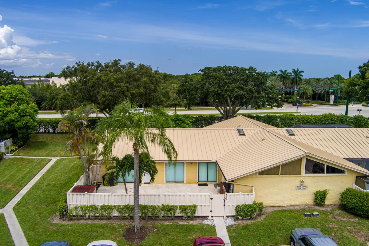Old Palm Golf Club Residence photo 52