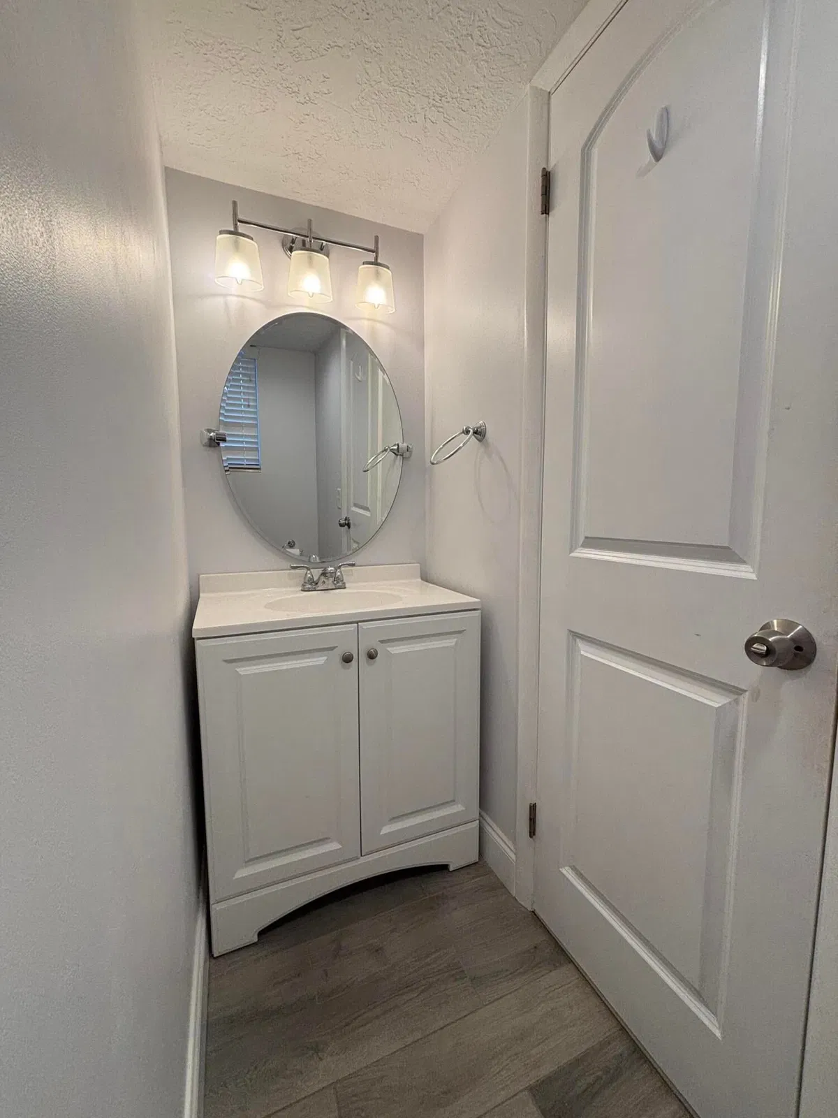 Unit 106 photo 7