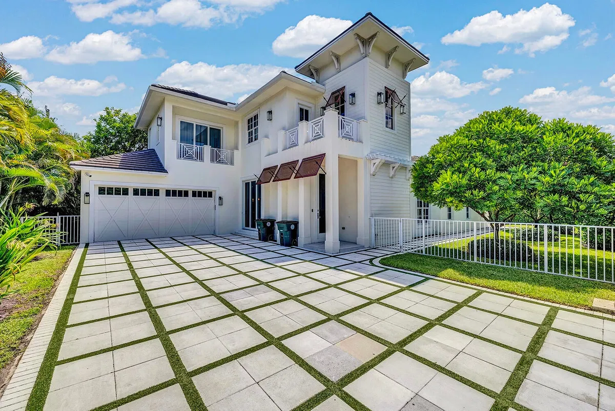  Residence photo 7