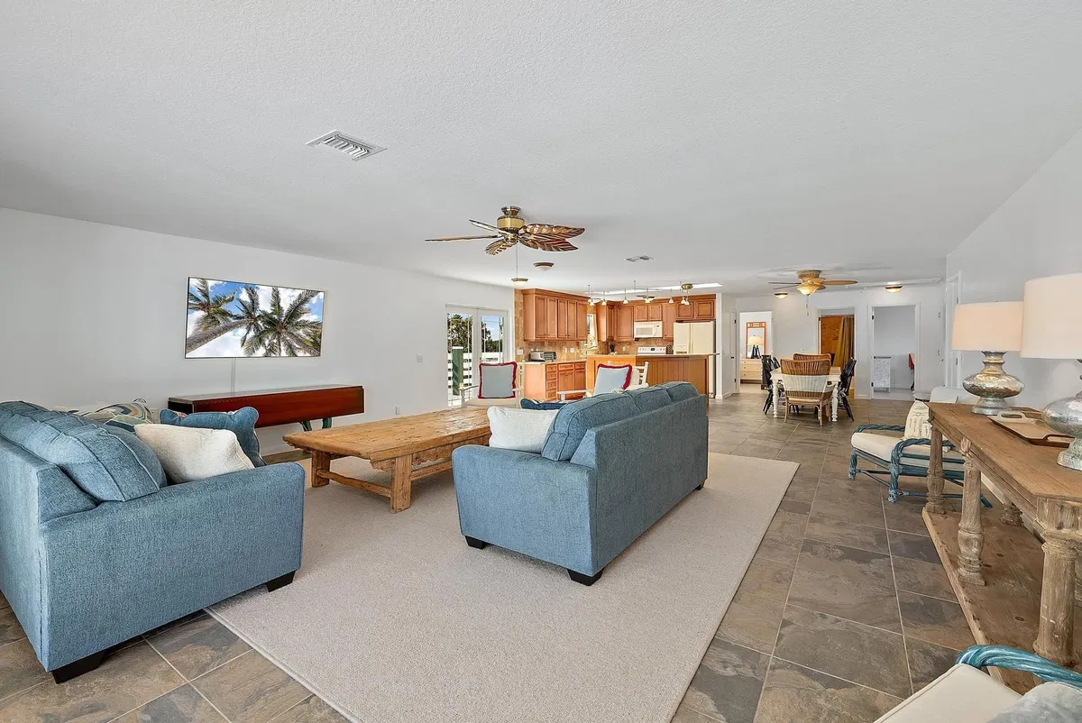  Residence photo 7