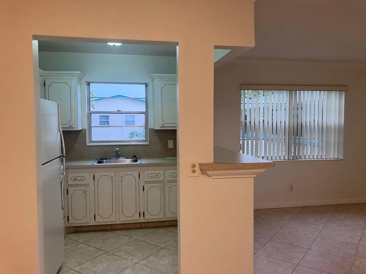 Residence photo 22