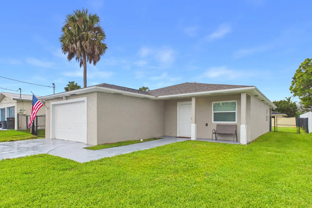 Residence photo 4