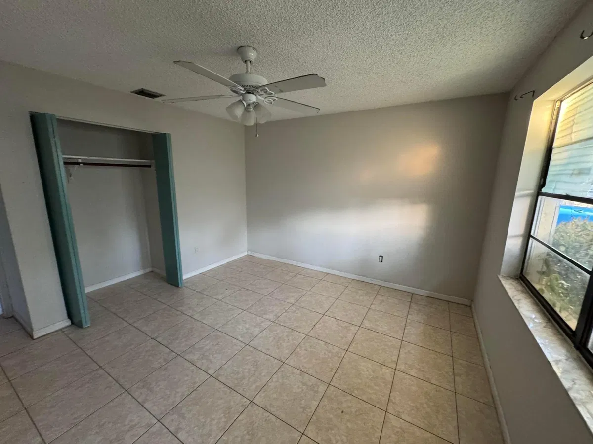 Residence photo 13