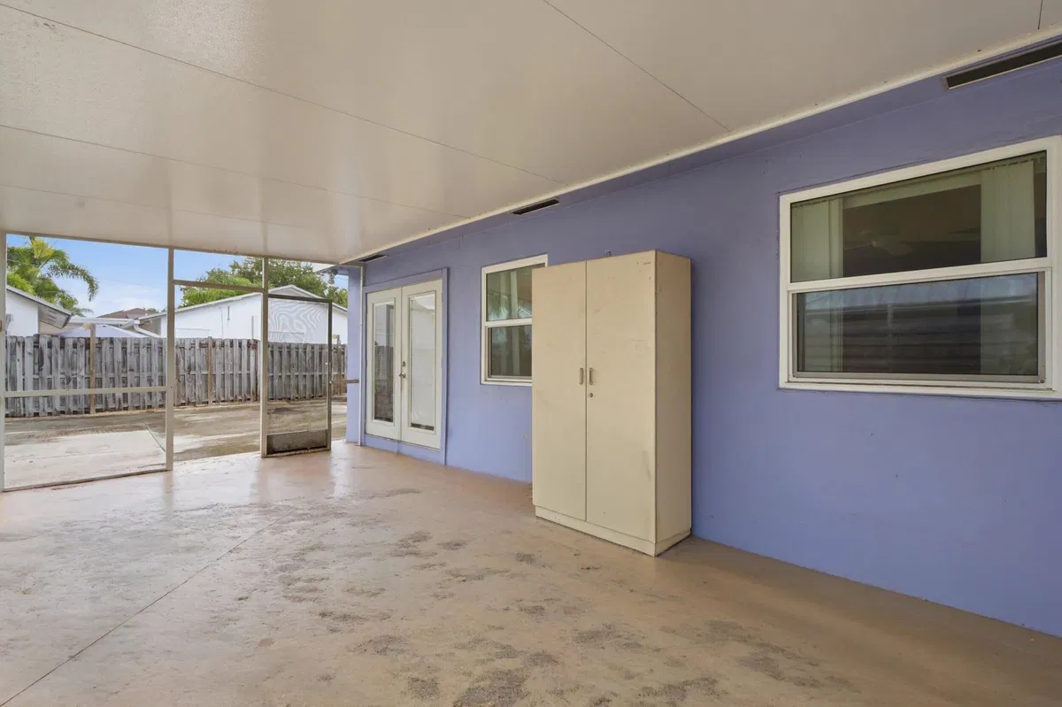  Residence photo 25