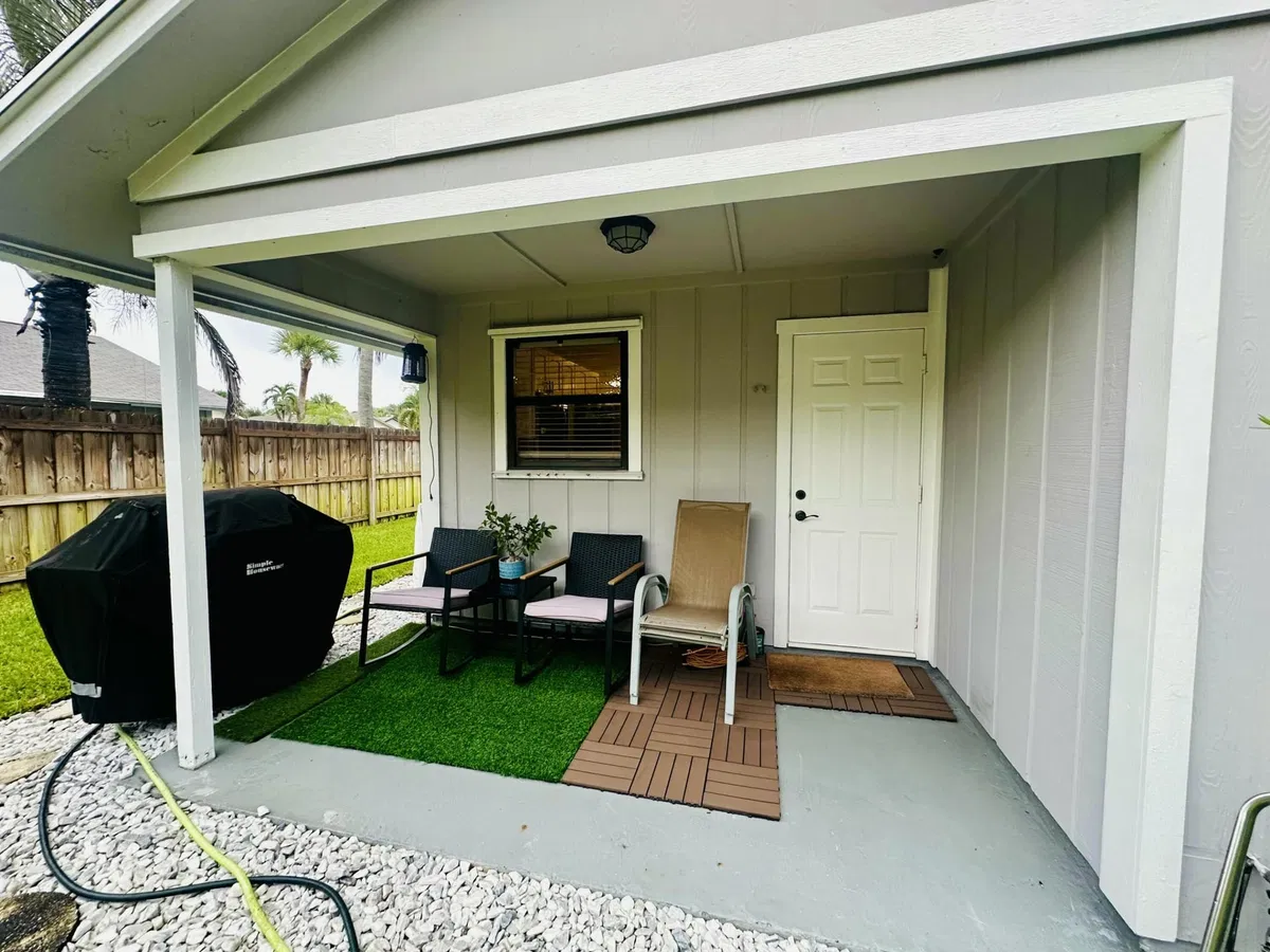 Residence photo 22