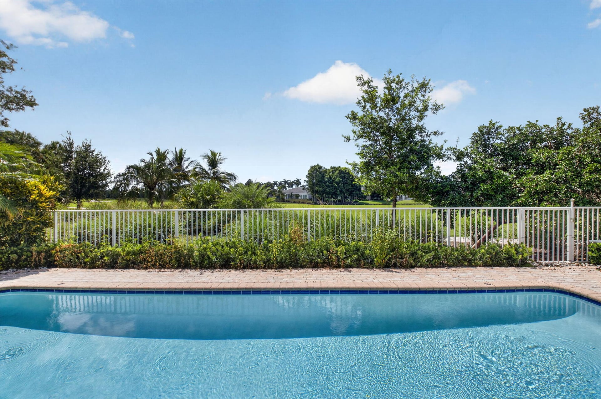 Residence photo 28