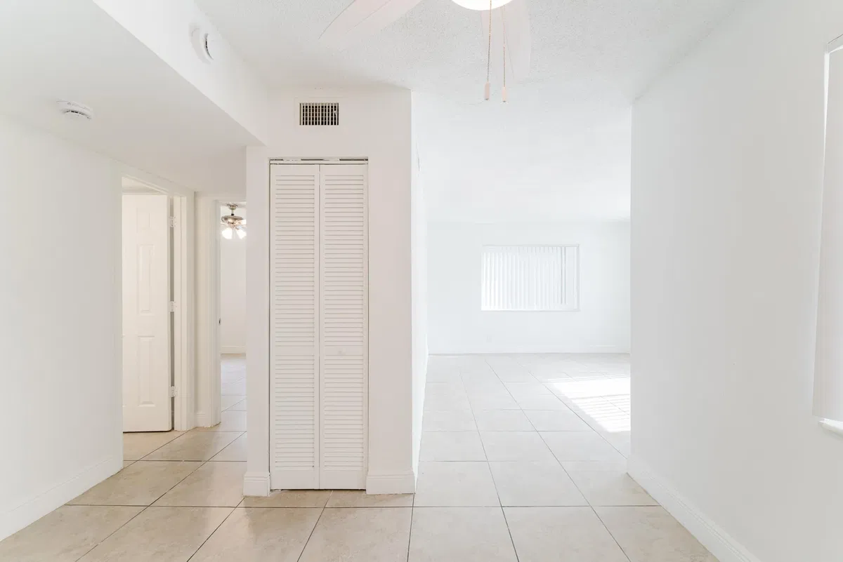  Residence photo 10